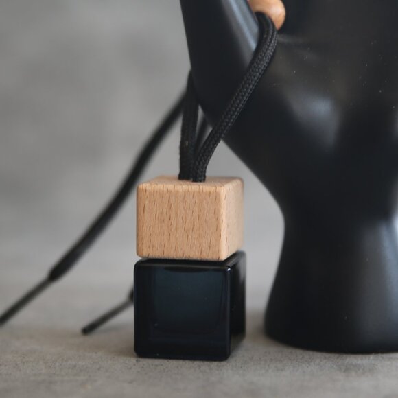 Sheets & Giggles Scented Car Diffuser 8ml Refillable - Picture 6 of 9